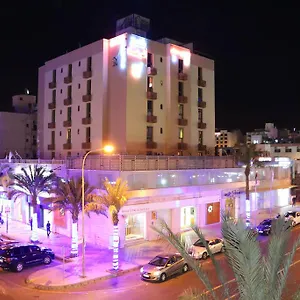 Al Raad מלון